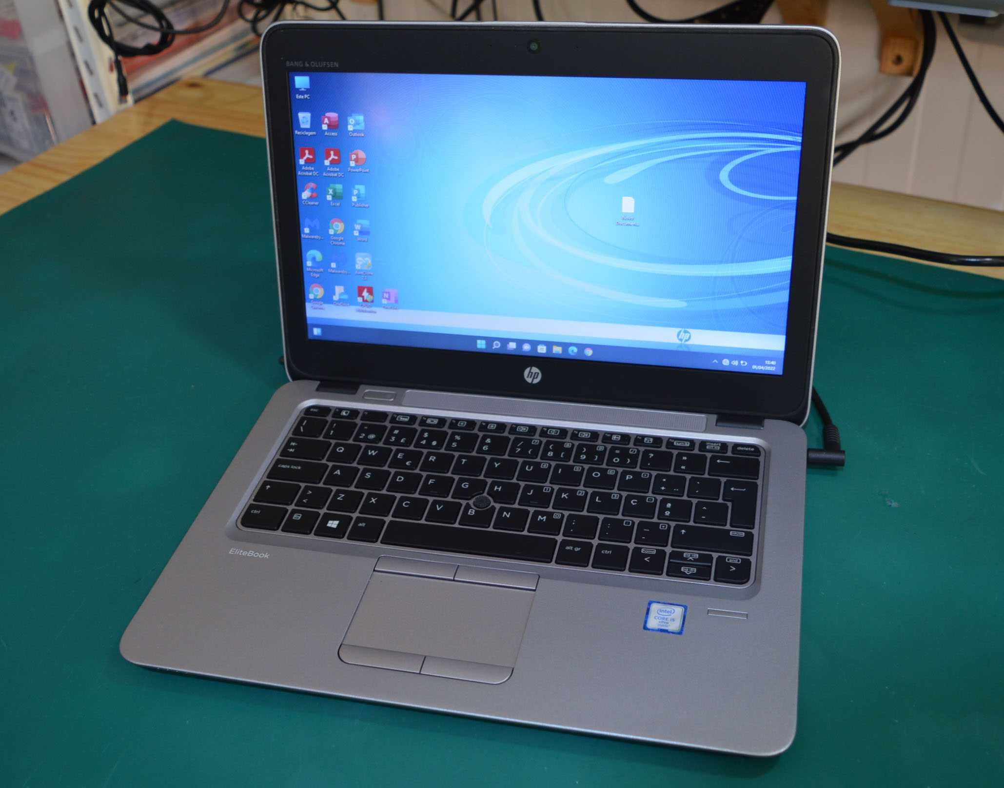 HP 820 G3 - i5 - (inteiro ou peças)