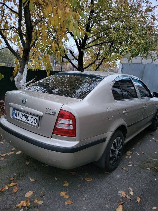 Шкода Октавія Tour 1.8 t.