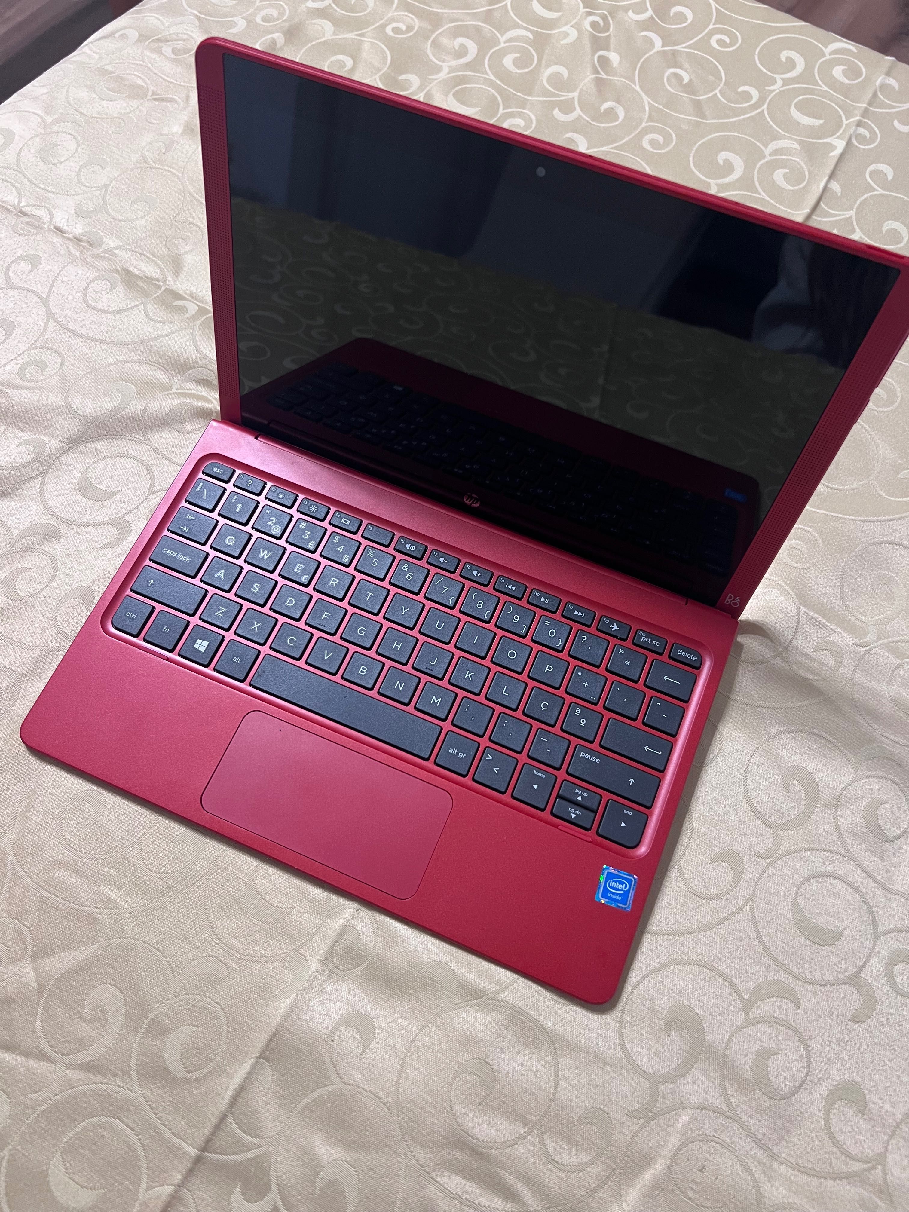 HP Pavilion x2 Detachable - Portátil e Tablet 2 em 1