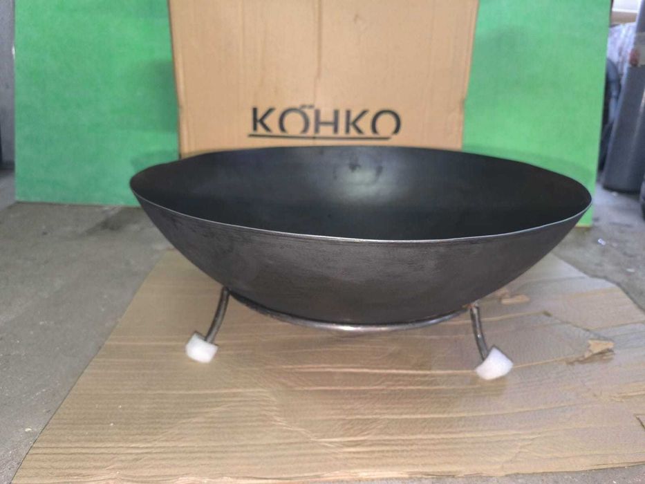 Köhko miska paleniskowa,50x50x24 cm ze stali z 3 nóżkami, palenisko