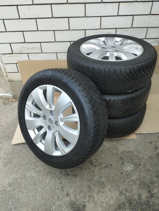 R16 4 100  диски Renault в сборе с зимними шинами Continental.
