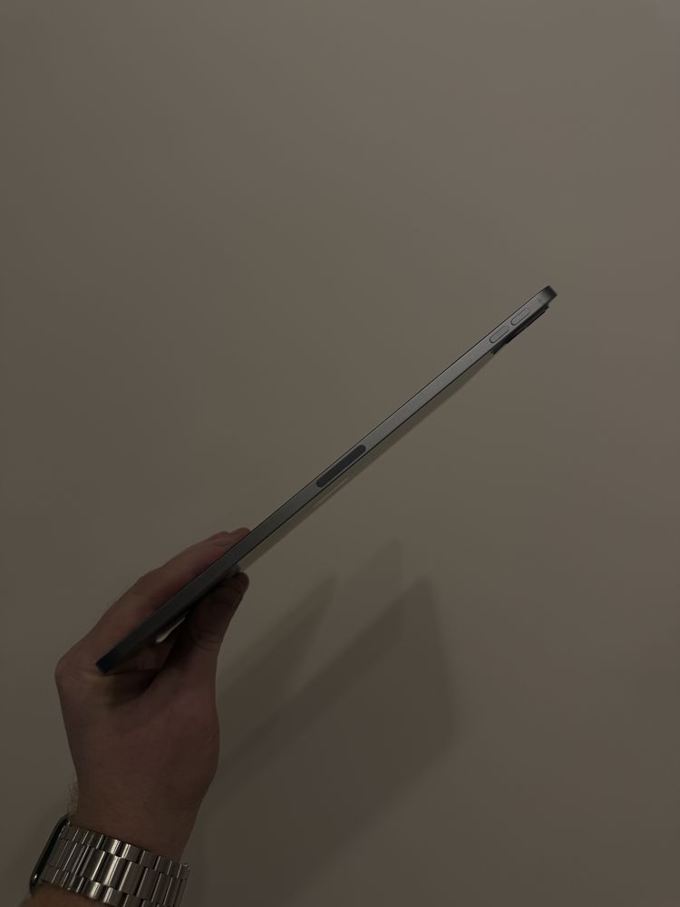 Apple Ipad pro 11gen3M1 2023 на 128 в стані нового