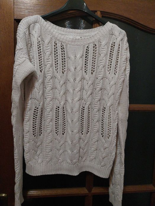 Beżowy ażurowy sweter