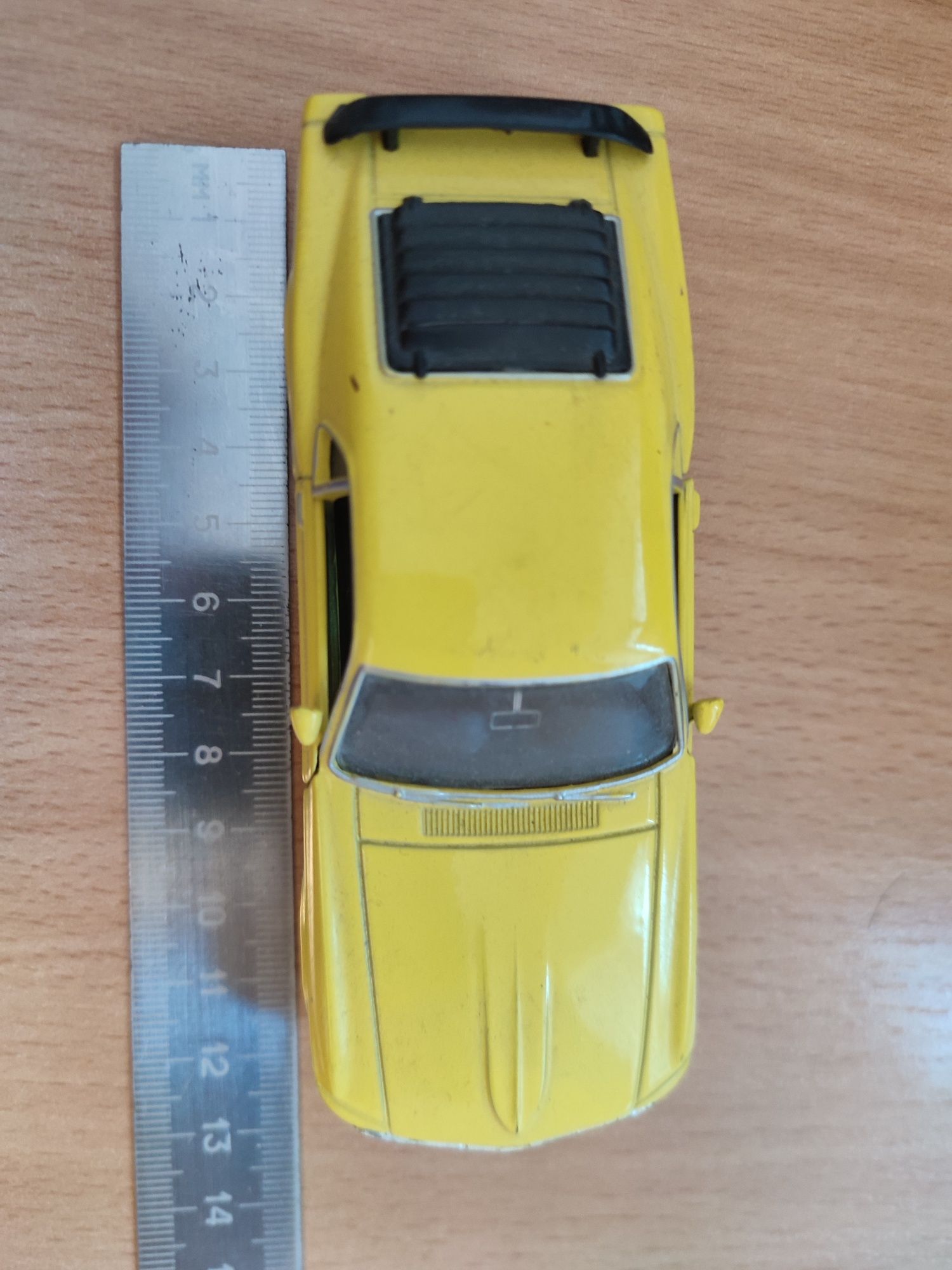 Ford Mustang 1970 Welly 1:32