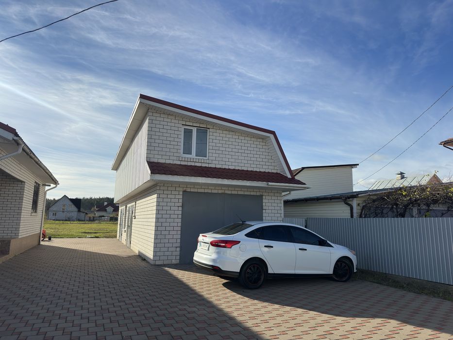 Будинок 200м2/20соток/ліс/школа/асвальтована дорога з ремонтом