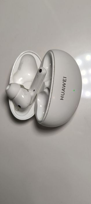 Оригінальні наушники Huawei FreeBuds 4i (загубив праве ухо)