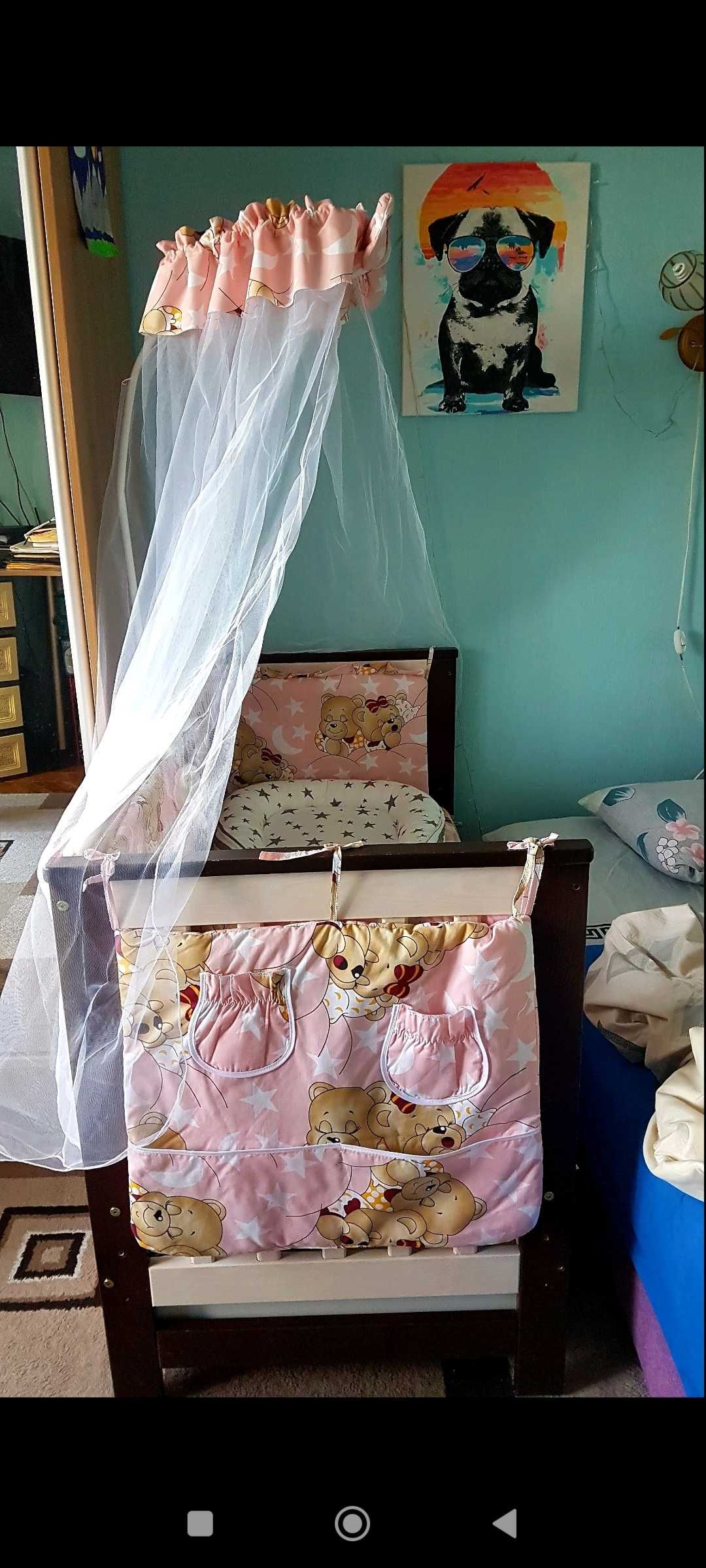 Дитяча кроватка з матрацом
