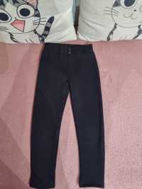 Śliczne czarne ocieplane legginsy dla dziewczynki Reserved roz.116