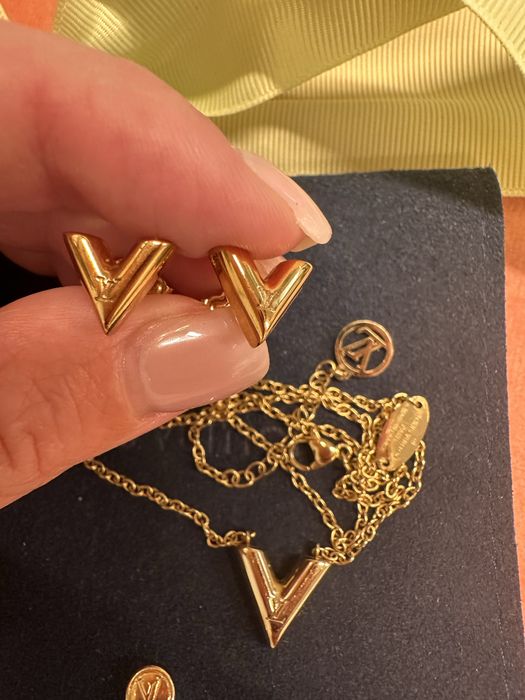 Сережки і Підвіска Louis Vuitton. Оригінал.