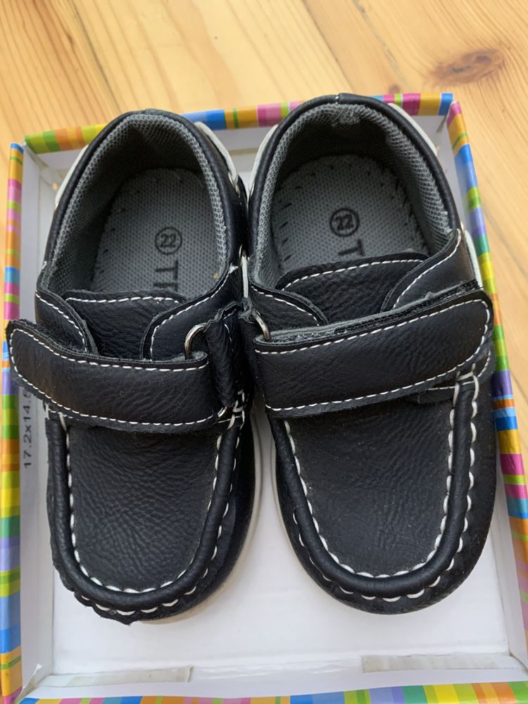 Макасины детские (туфли)