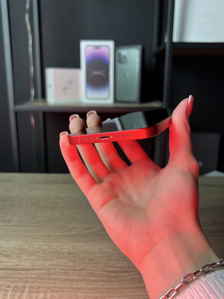 iPhone 14 Plus + AirPods Pro 2 безкоштовно