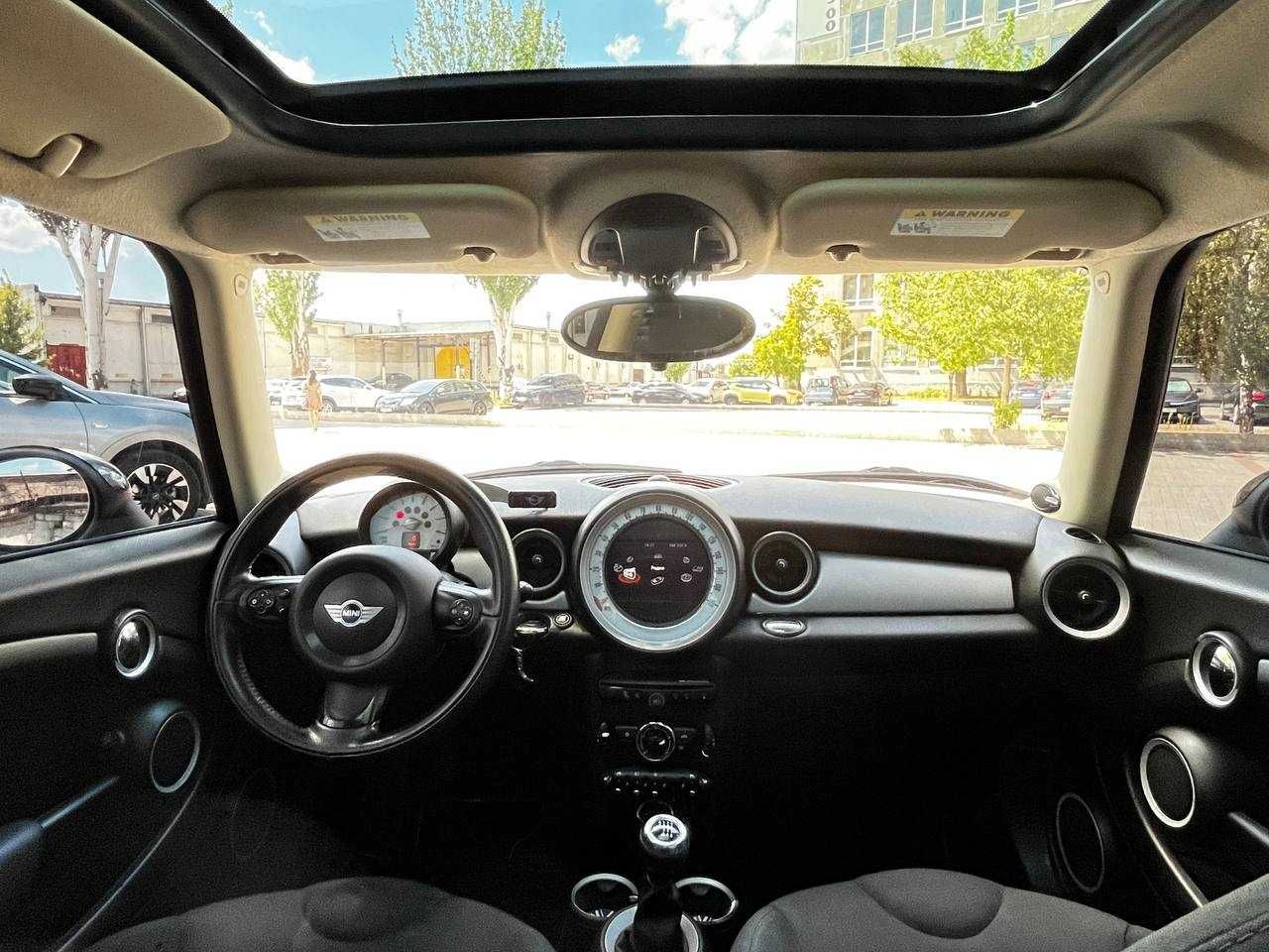 Mini Cooper 1,6 бензин механика