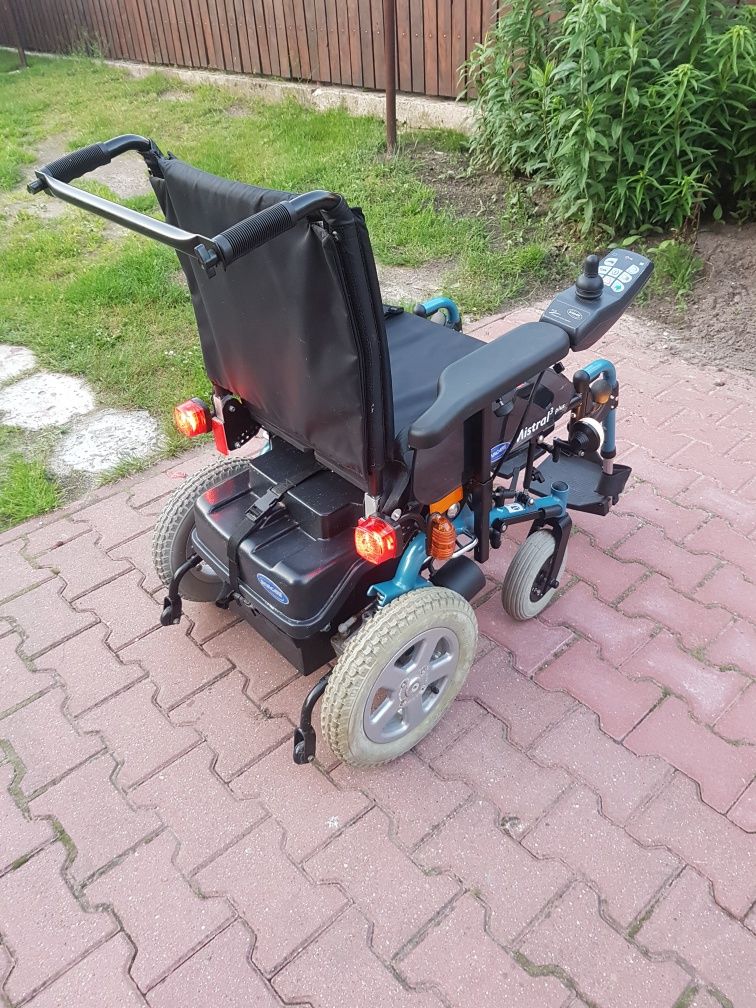 Wózek inwalidzki Invacare Mistral3 plus