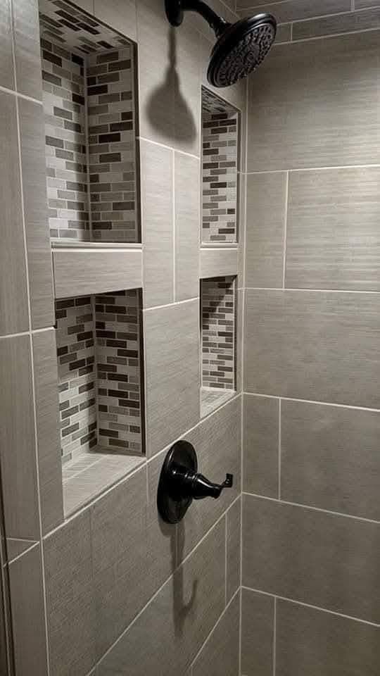Remodelagem,  canalização, instalação de ladrilho e piso flutuante.