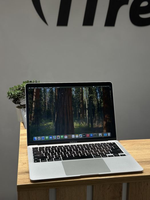 MacBook Air M1 16/512Gb