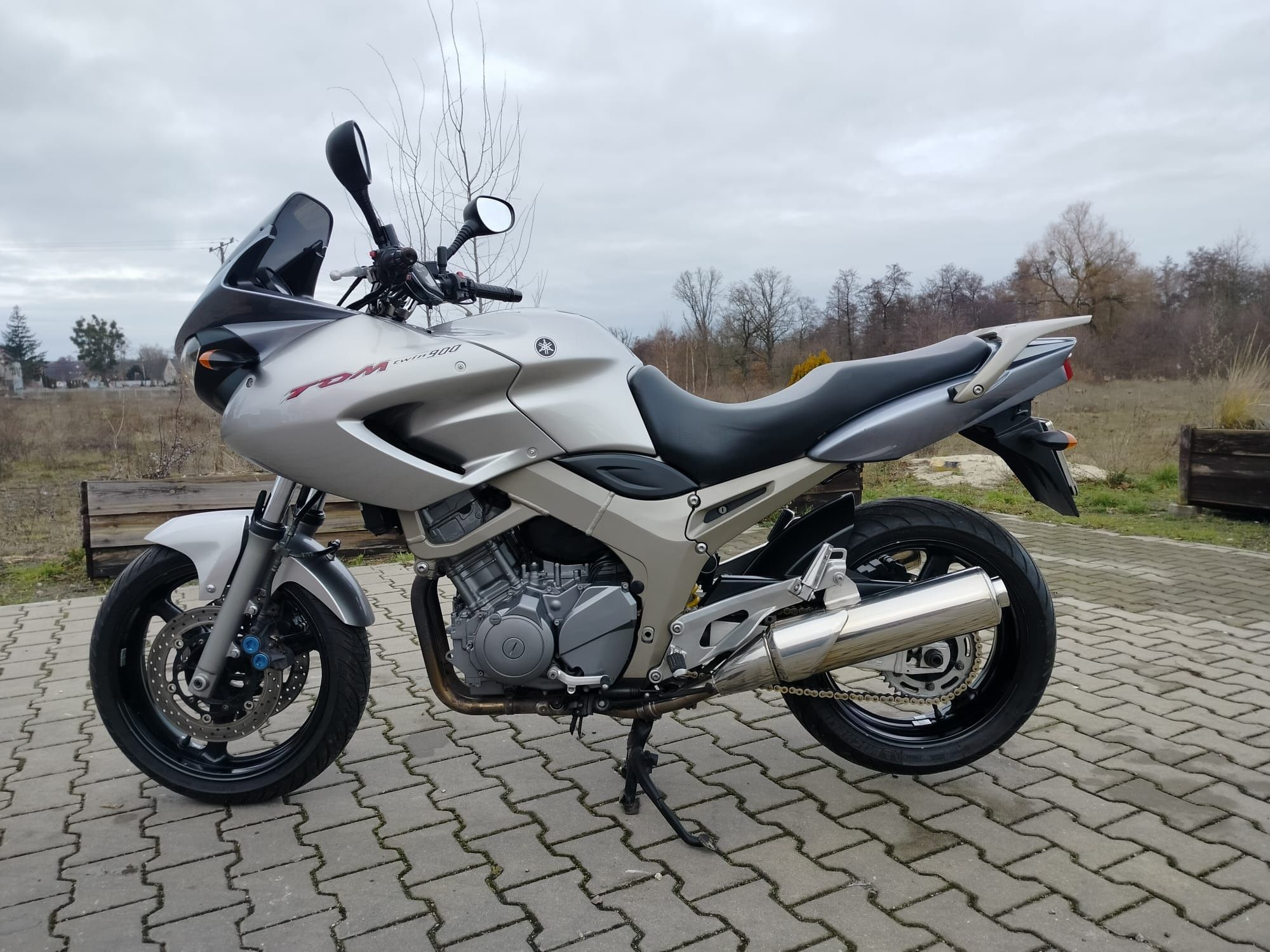 Yamaha tdm 900cc