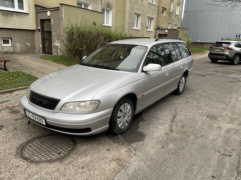 Opel Omega Kombi 2.2 LPG, Pierwszy wl. W Pl