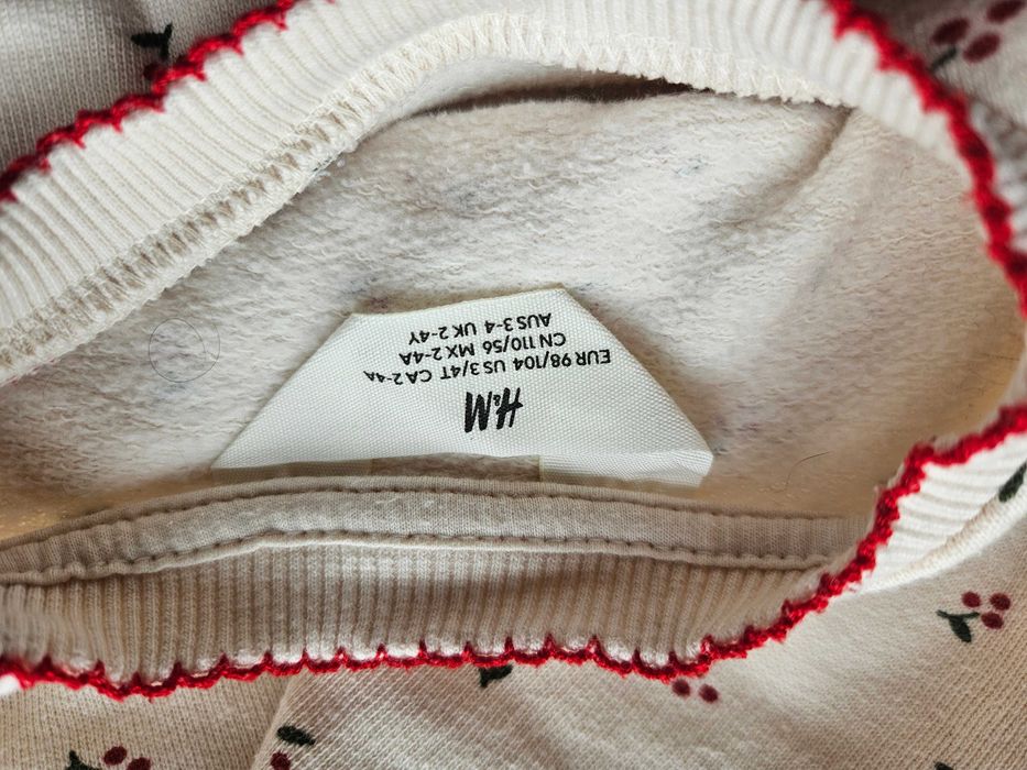 Sukienka dresowa H&M rozmiar 98 / 104 na sezon jesień – zima