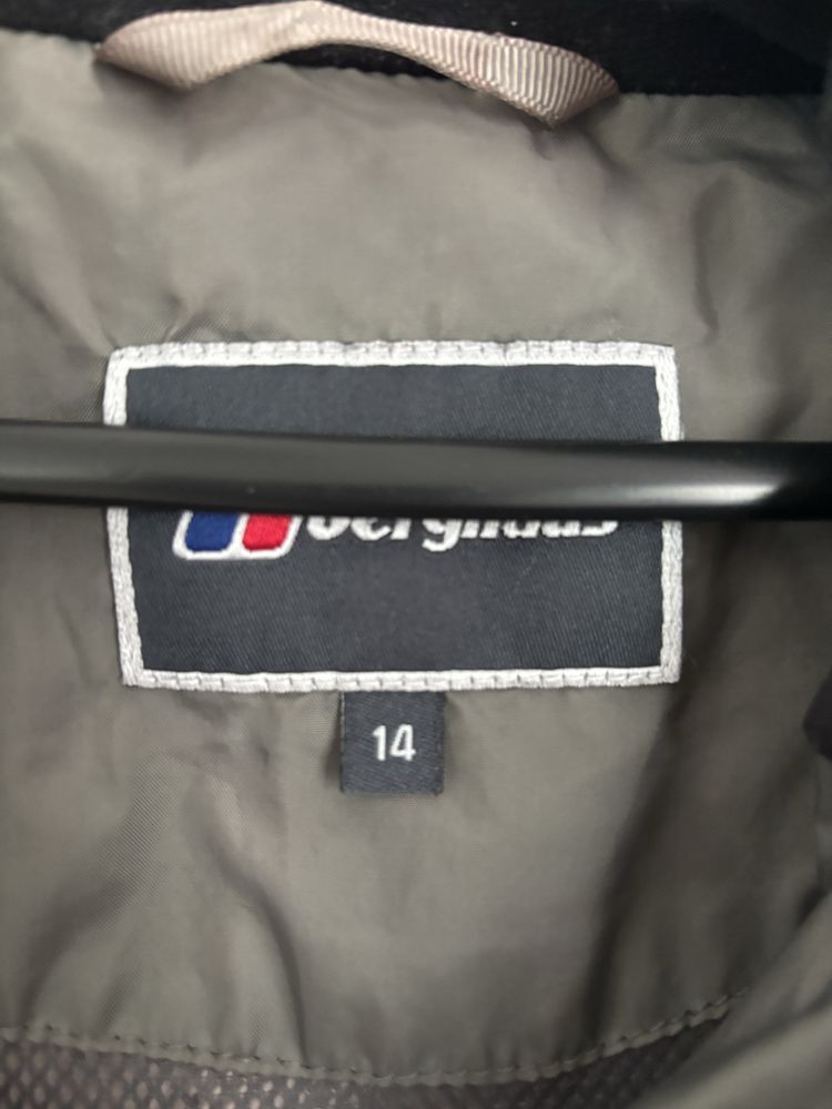 Damska kurtka z kapturem przeciwdeszczows  xl xxl berghaus bordowa