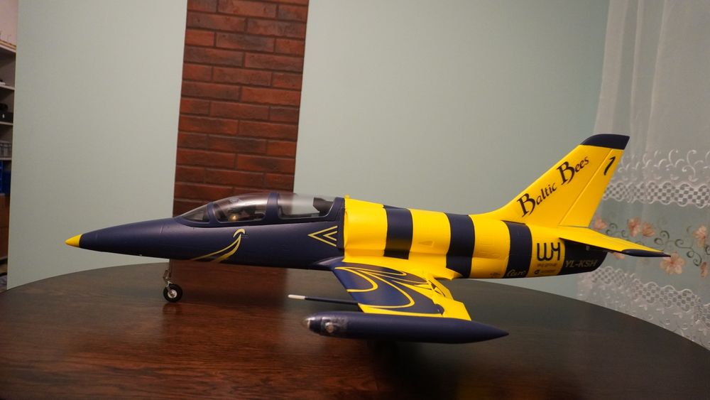 Model samolotu RC Albatros L-39 Baltic Bees 64mm 6s