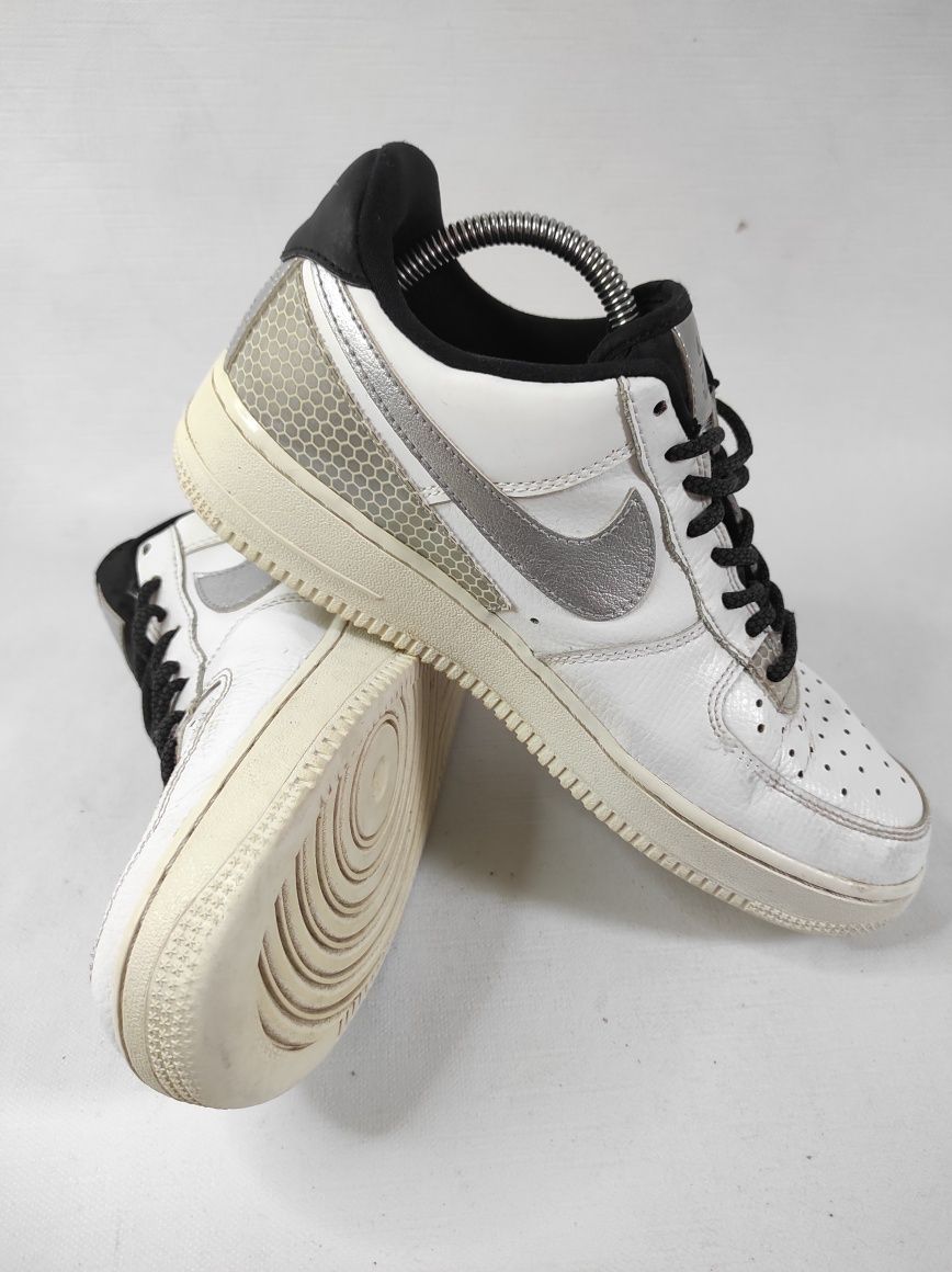 Nike Air Force 1 '07 LV8 3M Buty sportowe męskie rozmiar 40,5