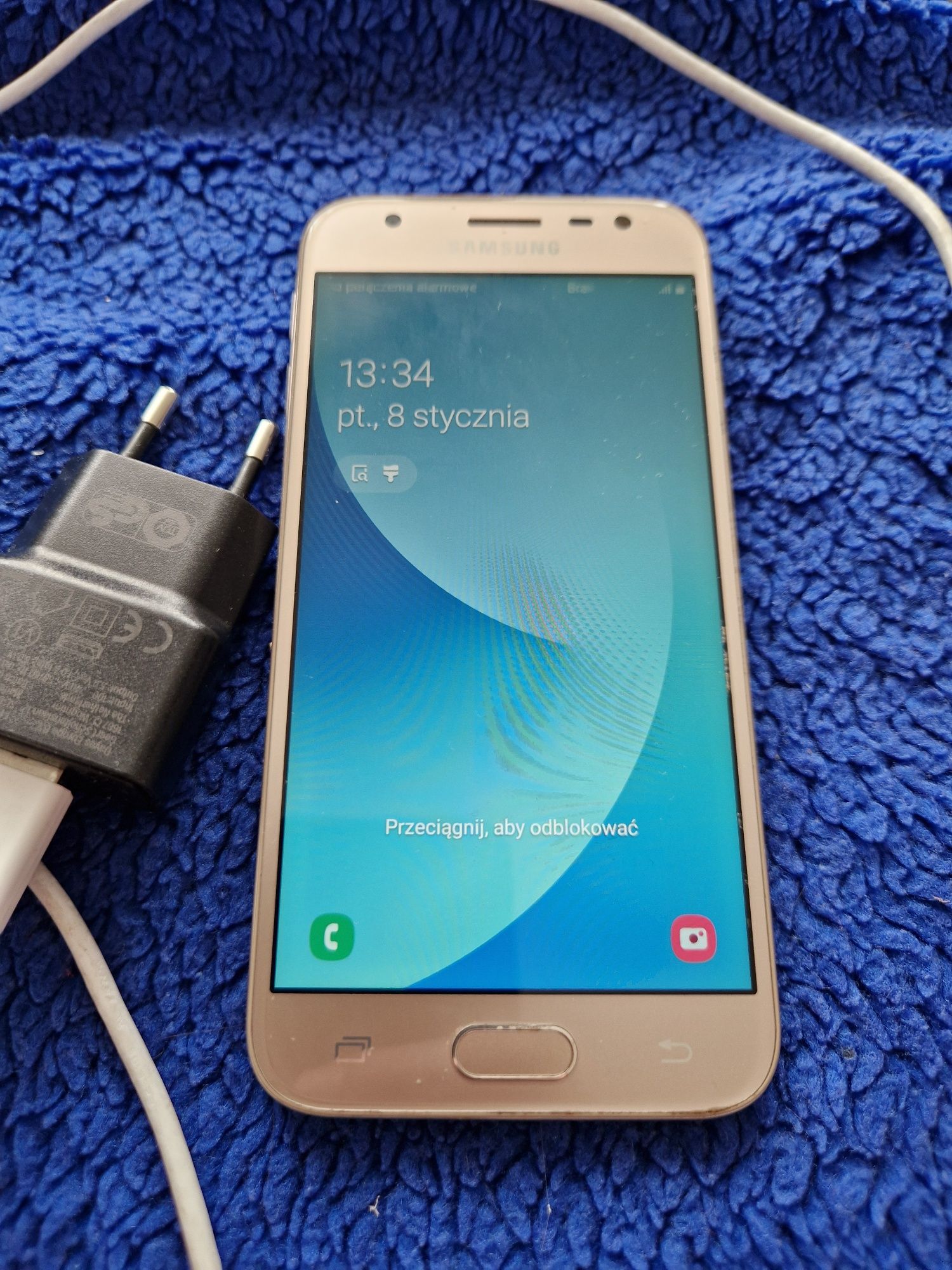 Samsung galaxy  J3 duos