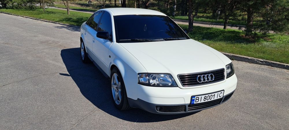 Продам  Ауди а6с5 1.8 т