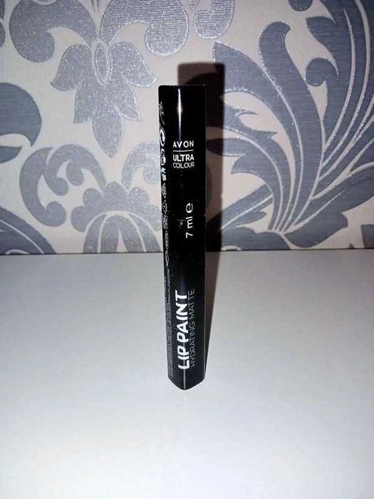 Avon nawilżająca szminka w płynie Tahiti Charm moisturizing lipstick