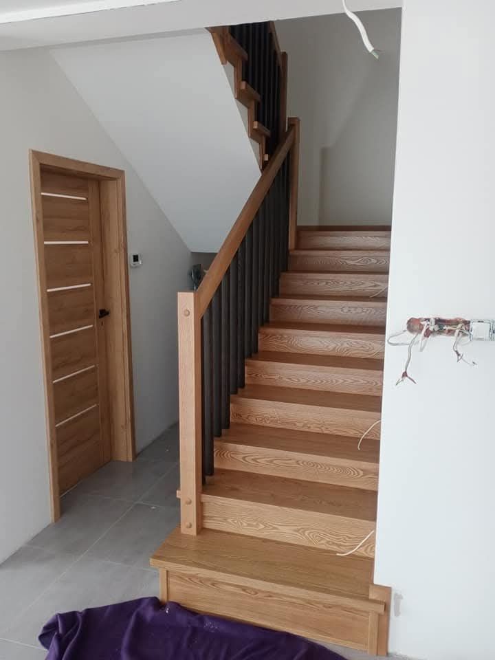 Schody Drewniane Na Beton, usługi stolarskie