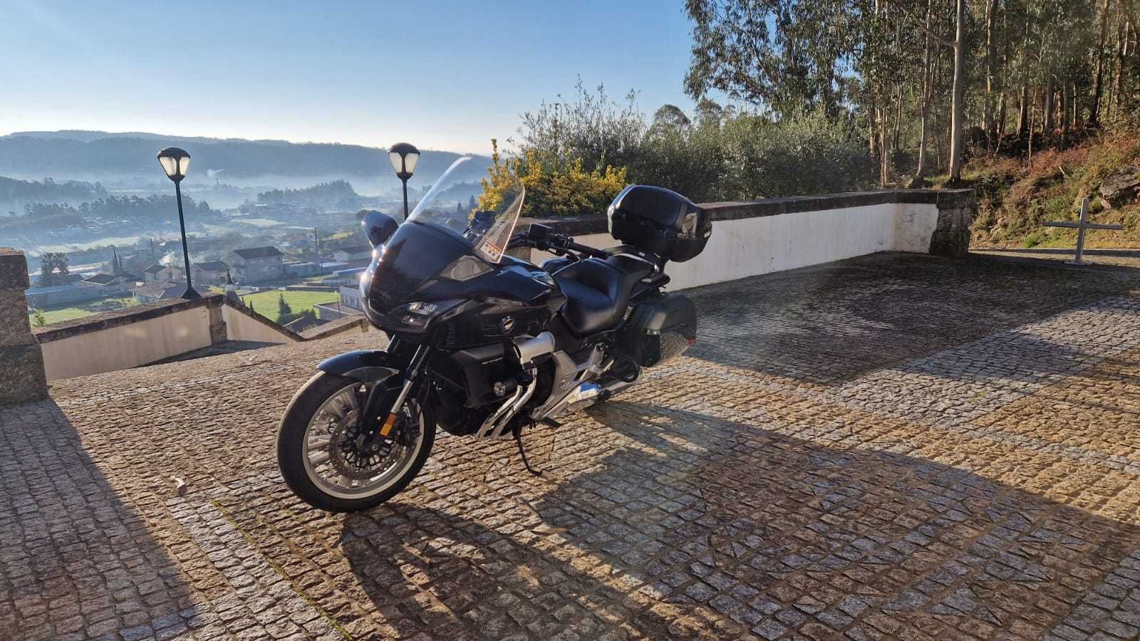 Honda  CTX 1300 - Como Nova