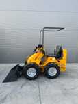 NOWA mini ładowarka Interbauer MLR240 mini SKID udźw.350kg szer.101cm