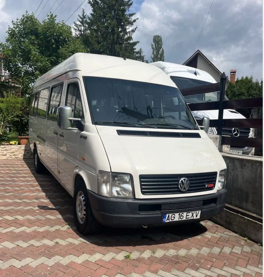 Mini bus 18 lugares