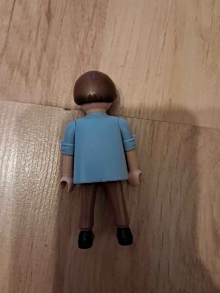 Ludzik playmobil z książką