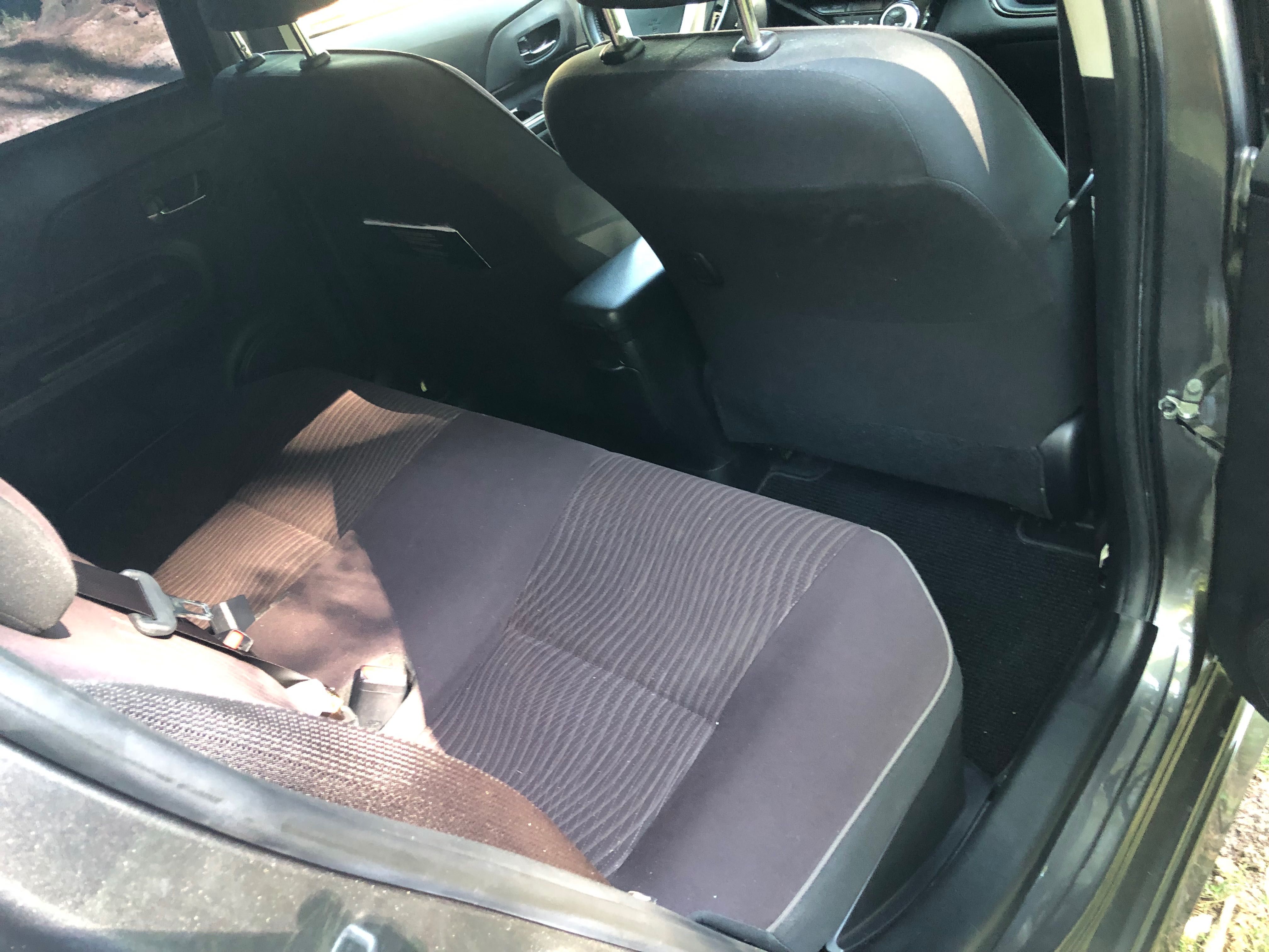 Продам авто Toyota Prius C гібрид