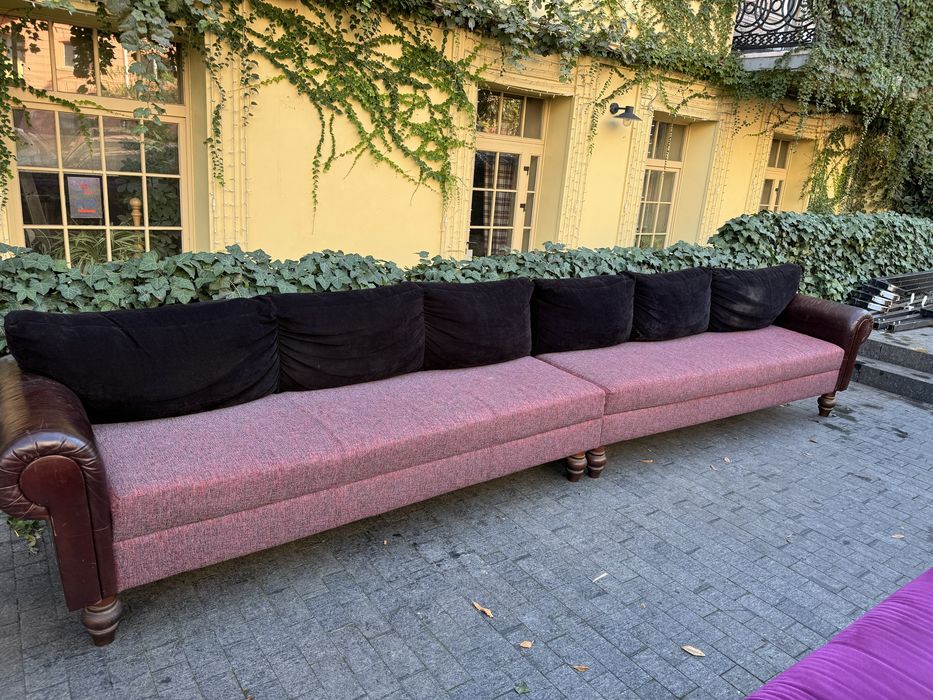 Диваны , мягкие уголки для хорики рестораны бары