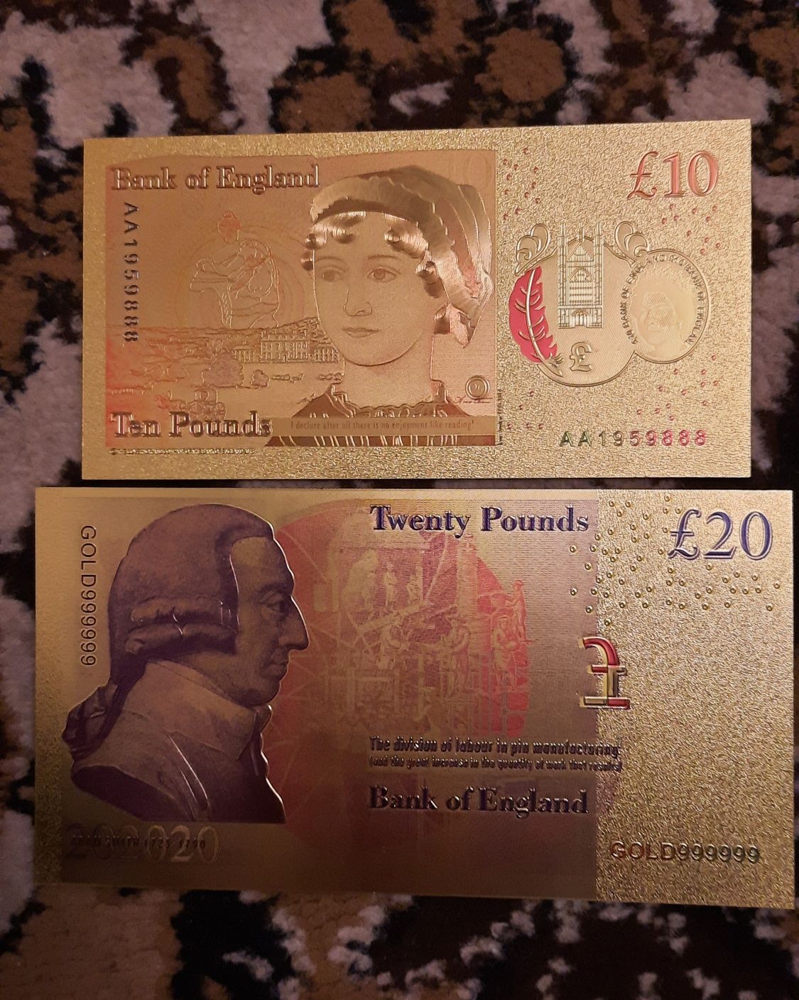Банкноты "фунты "Великої Британії та долари Канади  с позолотой 24К