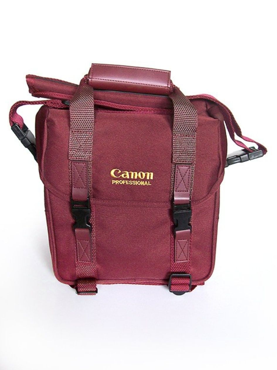 Câmara Canon com objetiva