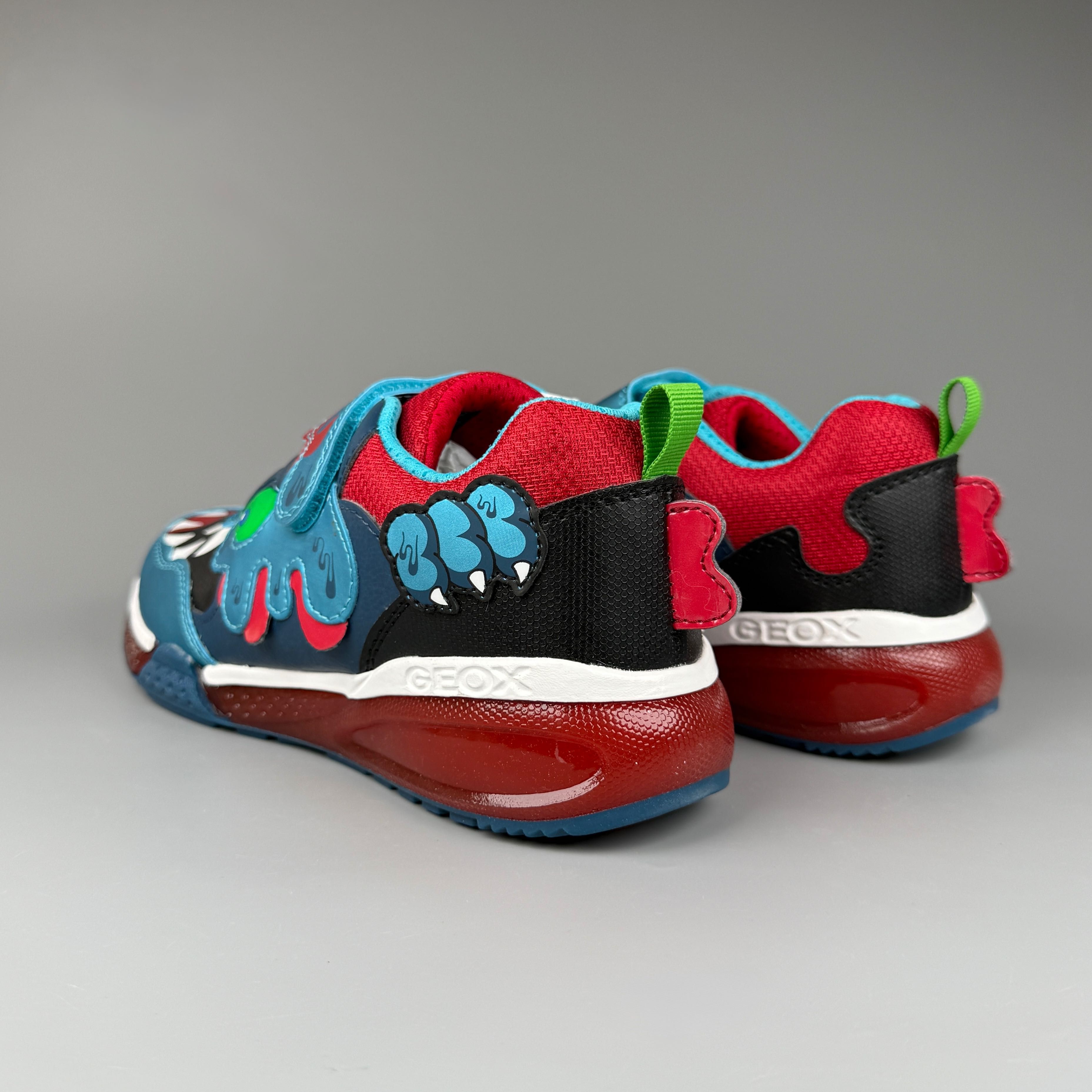 Кросівки Geox Bayonic 34 р. з мигалками кроссовки