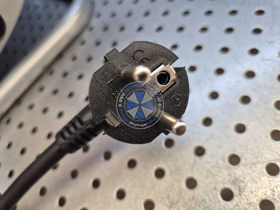 Przedłużacz elektryczny  na bębnie stalowym 50m  3x2,5mm²  przedłużacz
