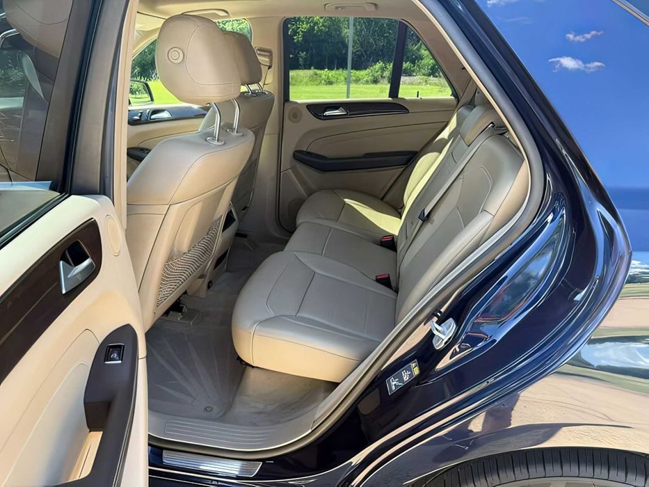 Mercedes-Benz ML350      2015