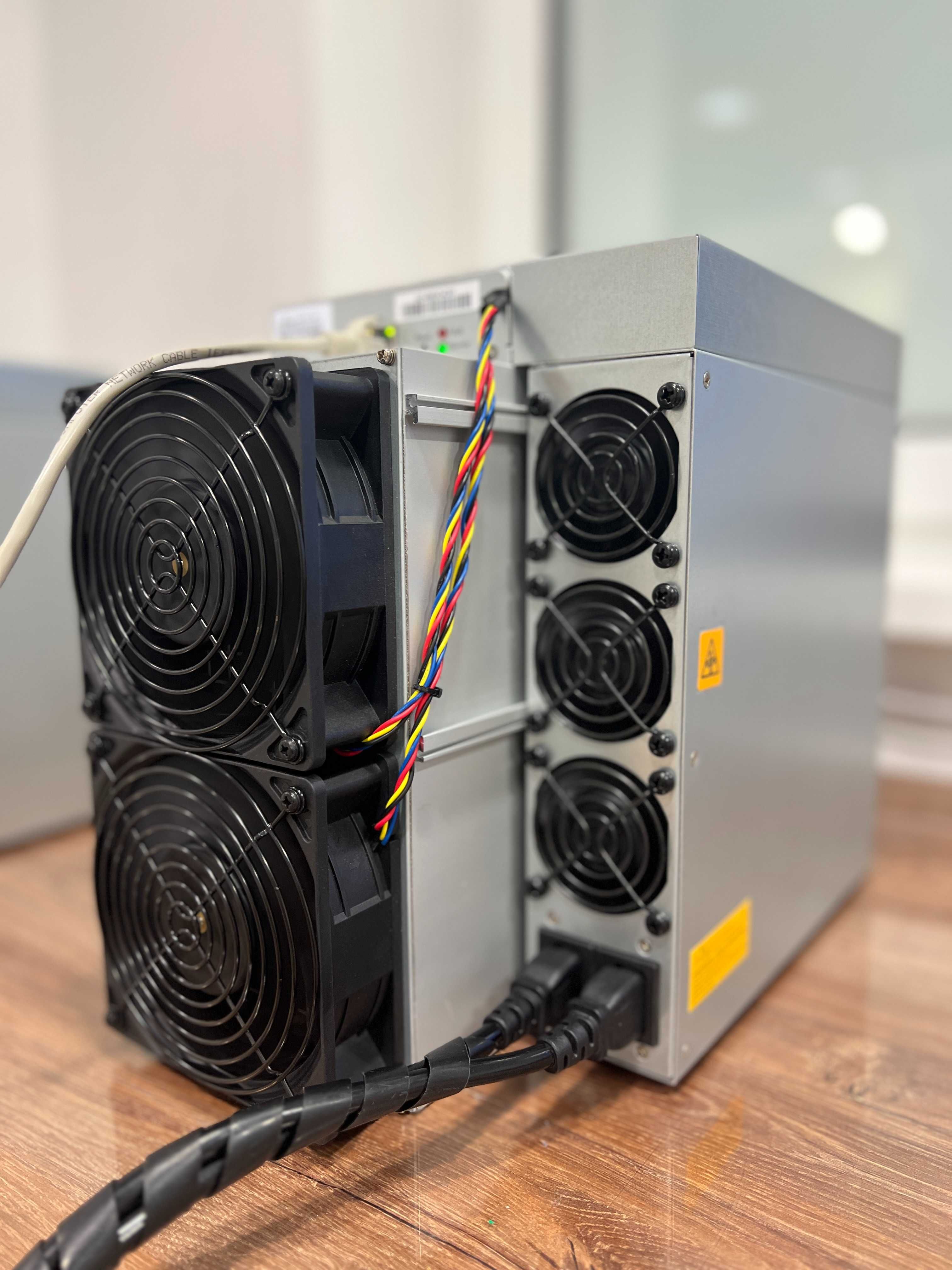 Кількість! Б/в Майнери Asic Bitmain Antminer S19k Pro 120 Th 2800 Вт
