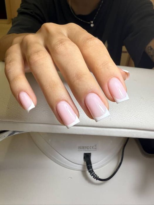 Манікюр, центр міста