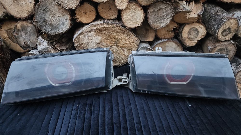 Лед линзы ,передние фары Skoda Oktavia Wts 2007 год