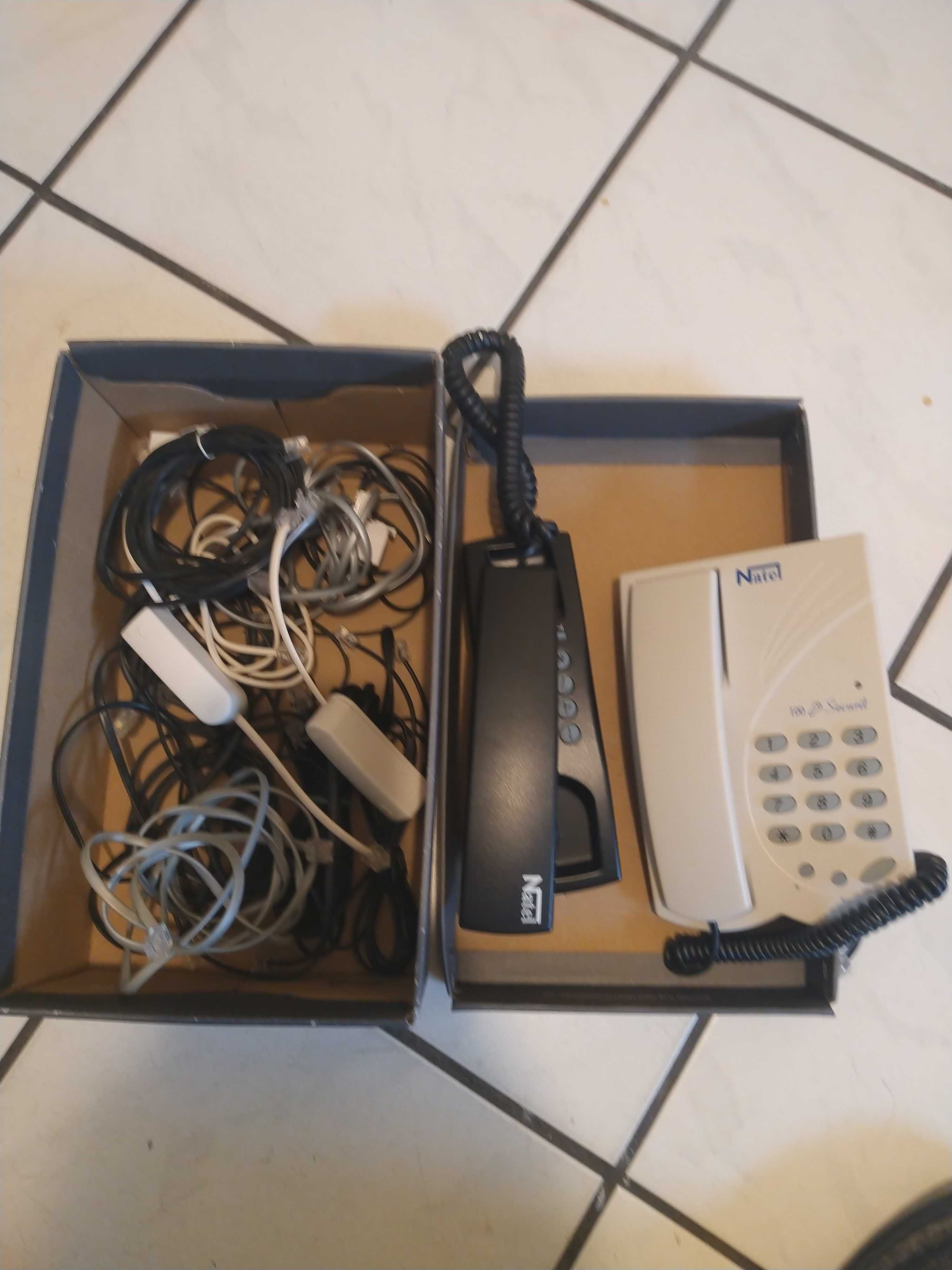 Aparaty telefoniczne stacjonarne