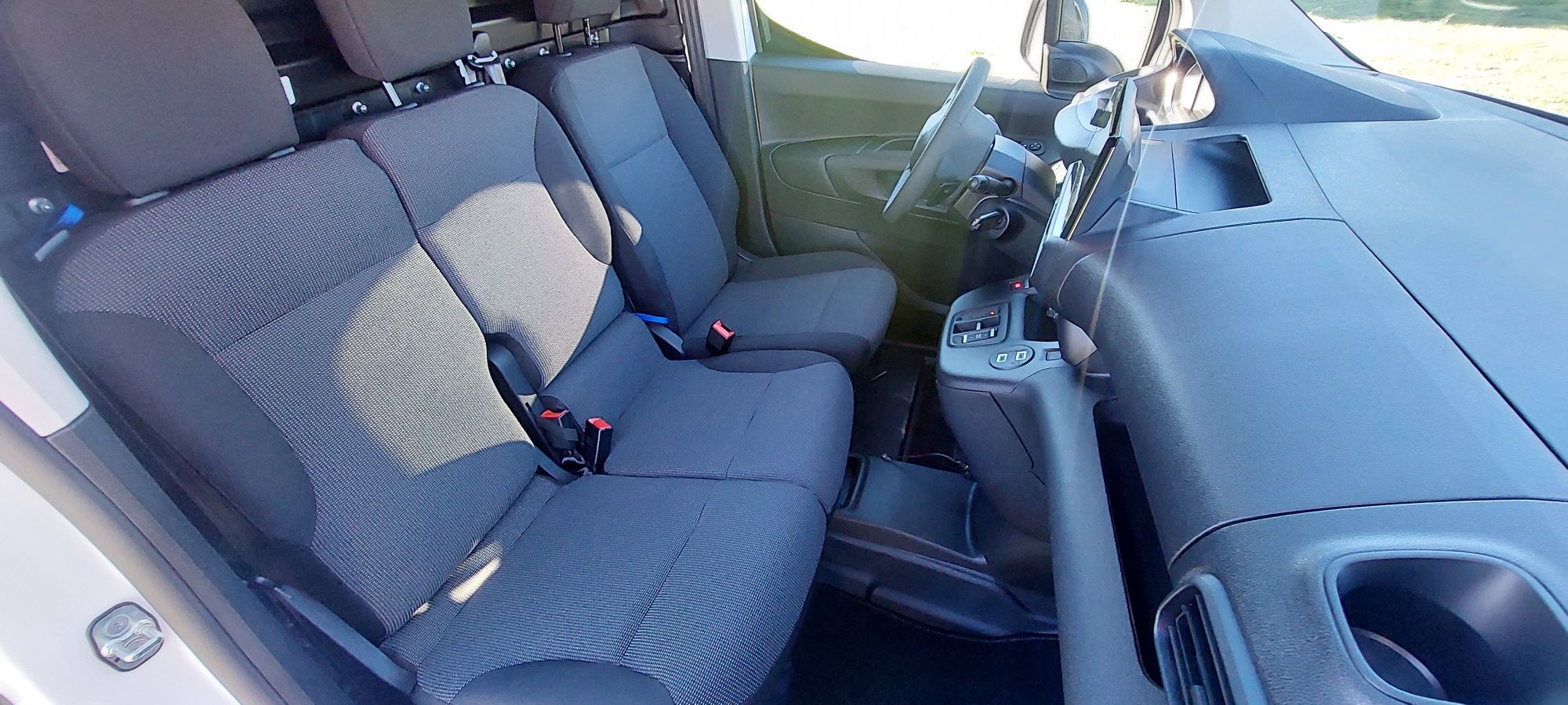 Peugeot partner como nova