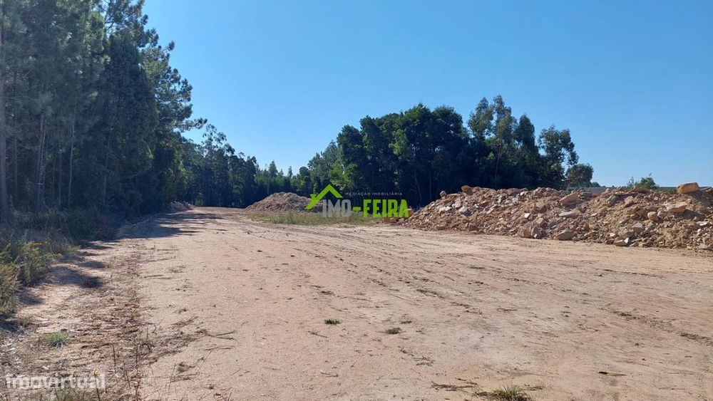 Terreno com projeto aprovado Pavilhão industrial, Esmoriz