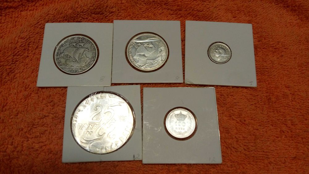 Moedas de prata antigas