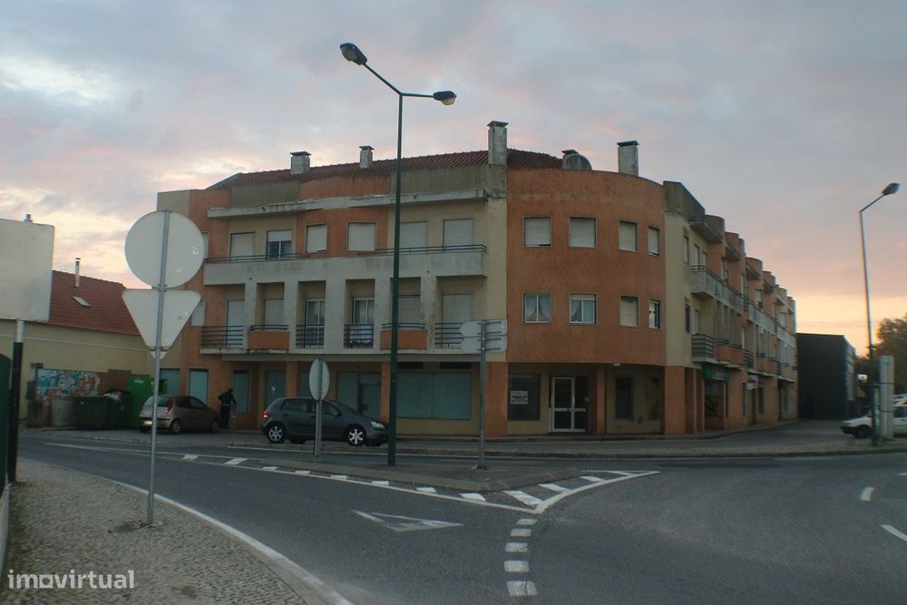 Atalaia - Montijo, Loja 148 m2 para comercio e serviços