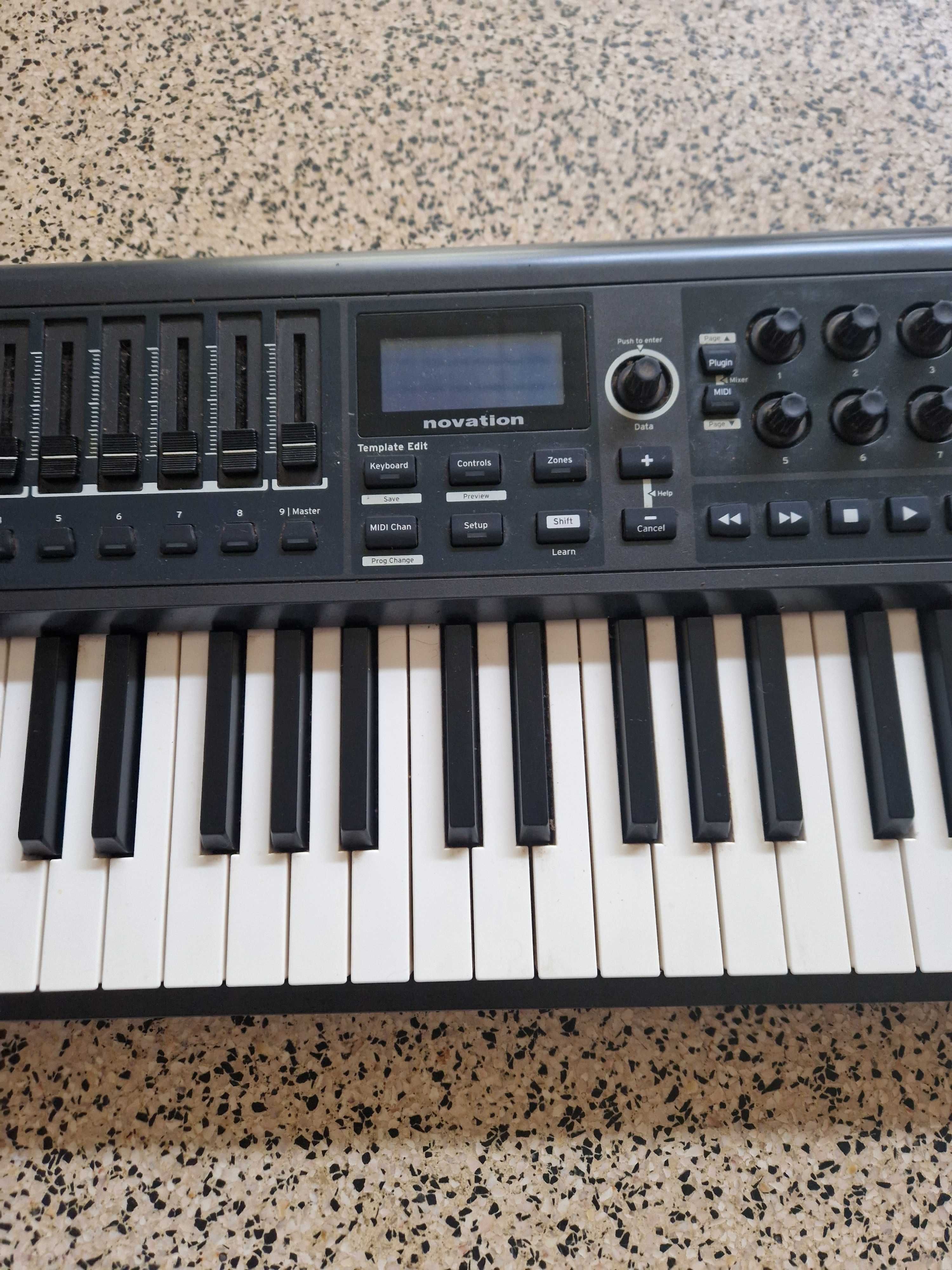 Teclado Controlador MIDI Novation Impulse 61
