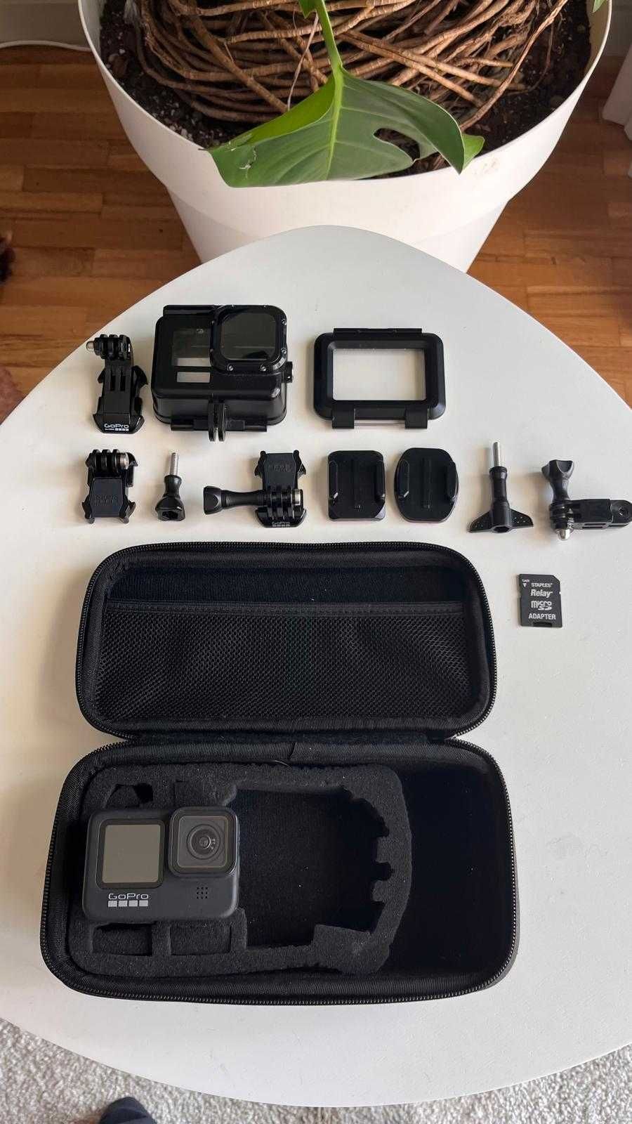 GoPro Hero 9 Black + Estojo + Caixa de mergulho (-40m) – Impecável